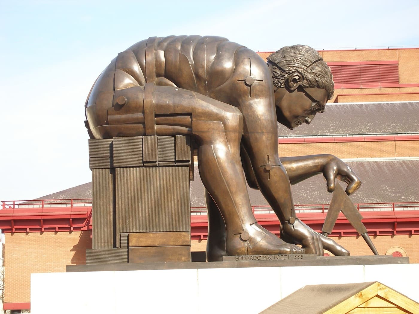 Paolozzi's giant bronze Newton, bent forward with a pair of dividers, outside the British Library.